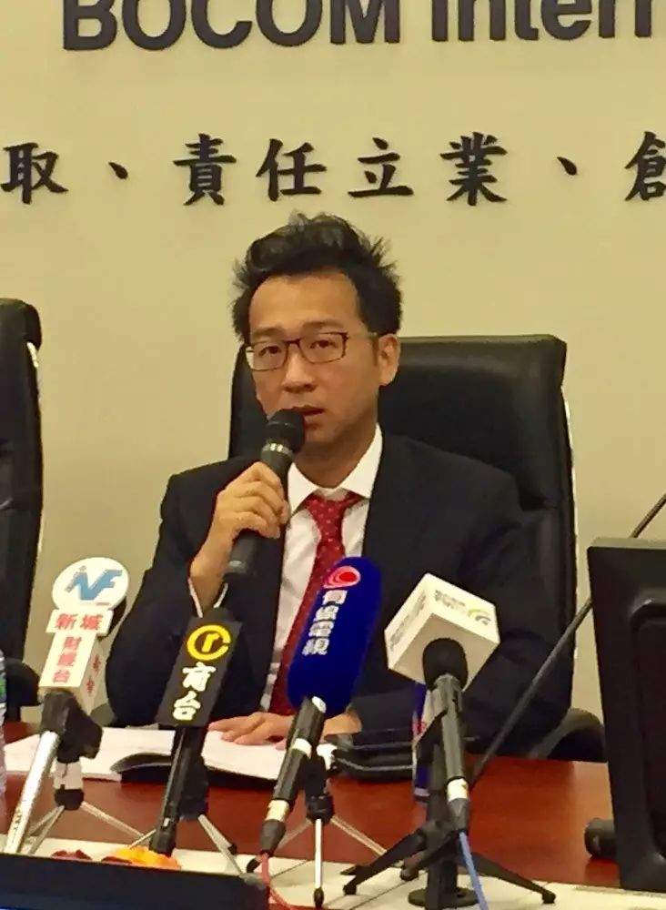 短期资金风险比长期资金小_分析长期持有与短期交易在数字货币市场的风险与回报_短期回报和长期回报