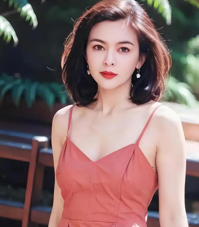 深度解析关之琳的演艺之路_特工绍特剧情深度解析_影视演员关之琳