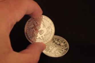 如何安全下载与使用imToken数字钱包：币圈用户的必备指南