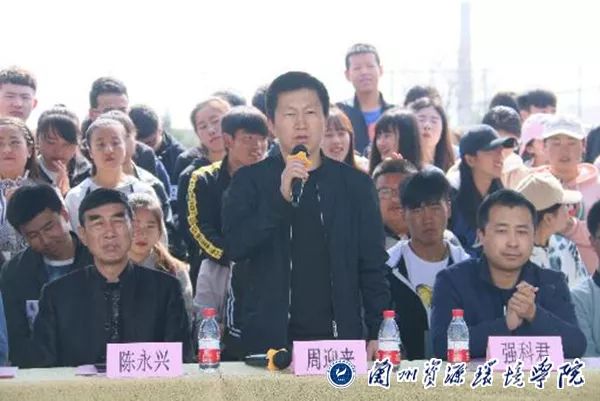 李小龙与中国武术的结合_李小龙武术思想_李小龙武术的终极目的