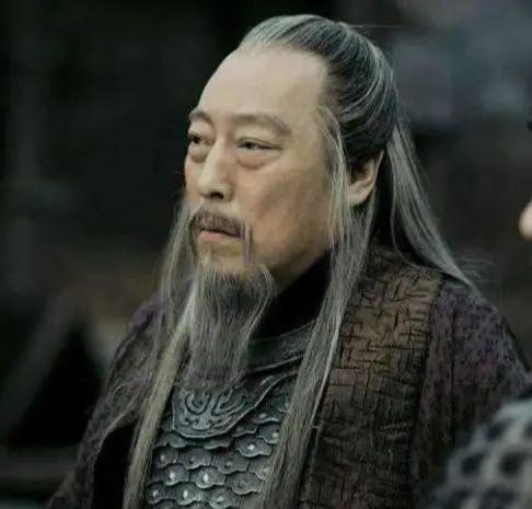 李斯制定了一系列重要政策_李斯的军事影响与战略思考_李斯提出的观点