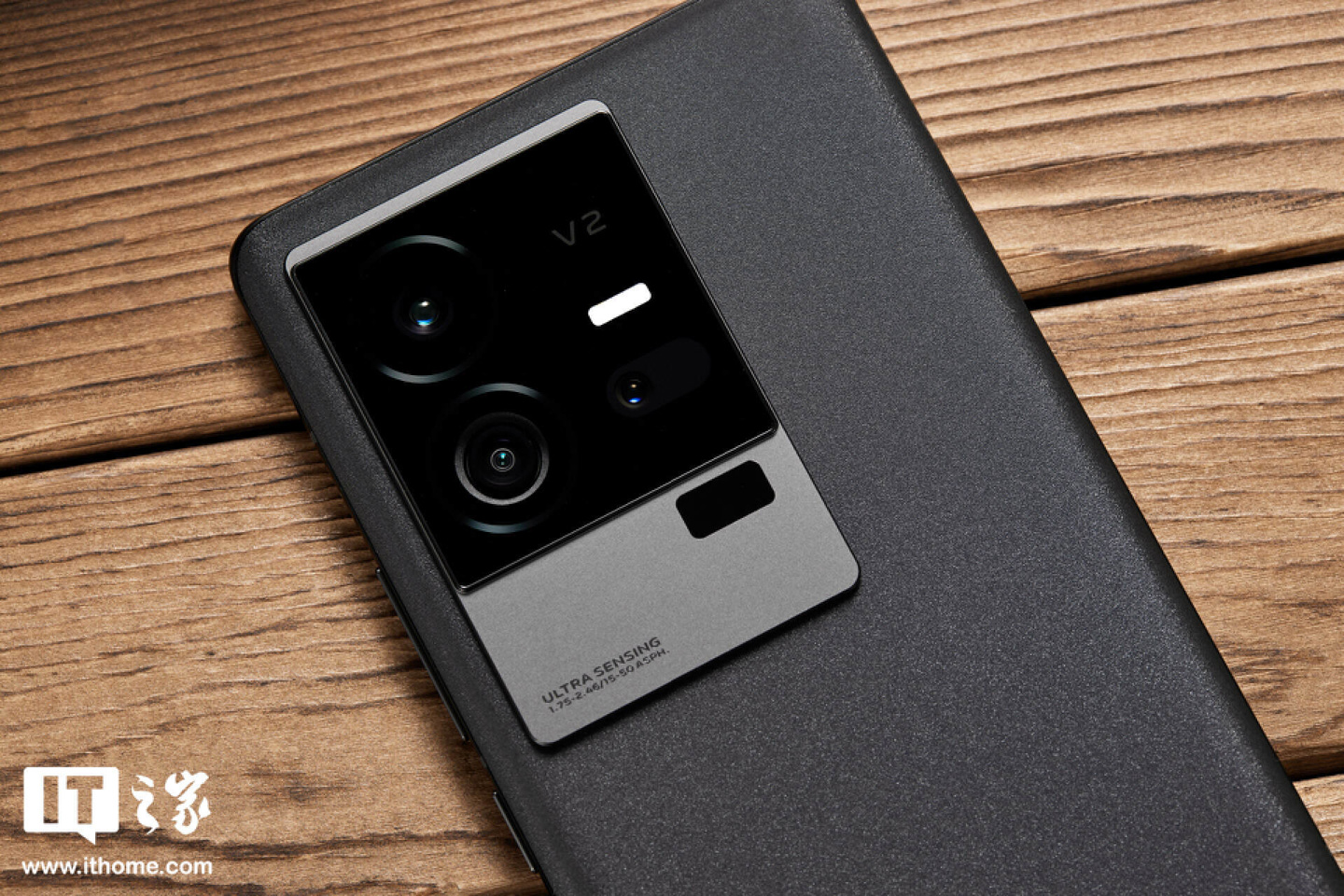 如何选择适合自己的iQOO手机配件?_iqoo配件都有什么_iqoo7必备配件