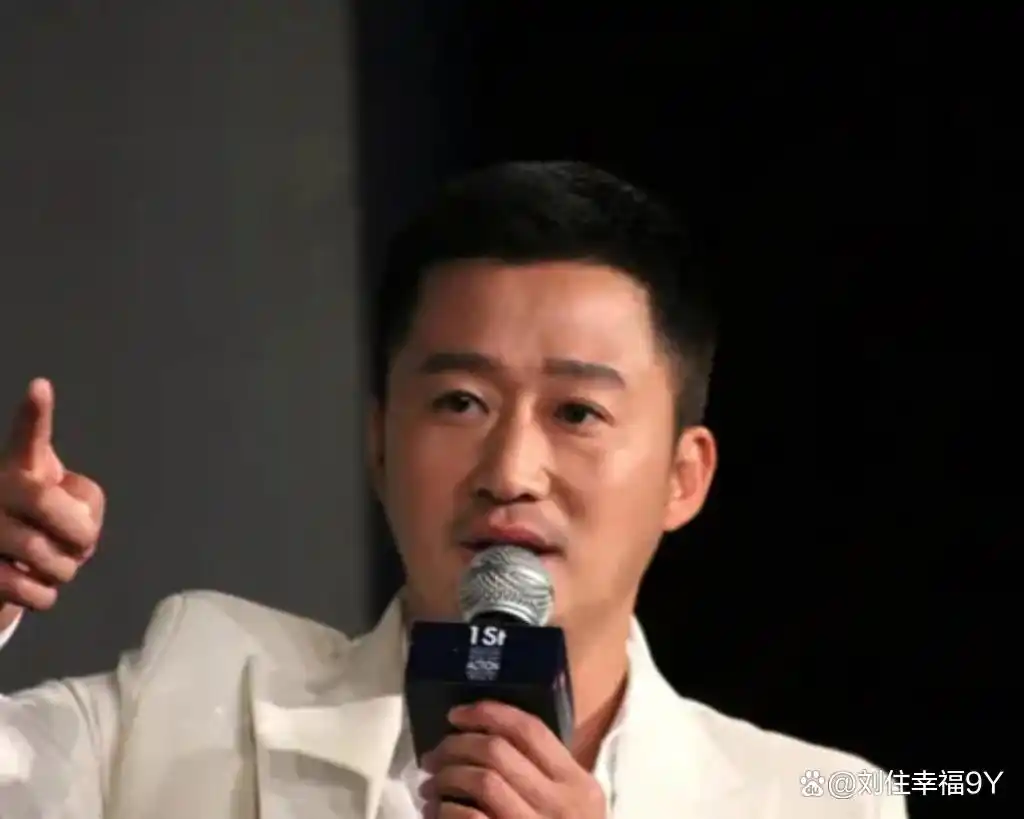 吴京电影之路：战狼与流浪地球如何引领中国电影新潮流