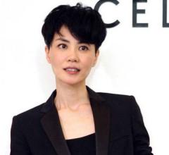 王菲演唱会2022_王菲的演唱会门票销售一空，令人期待_王菲的歌曲演唱会
