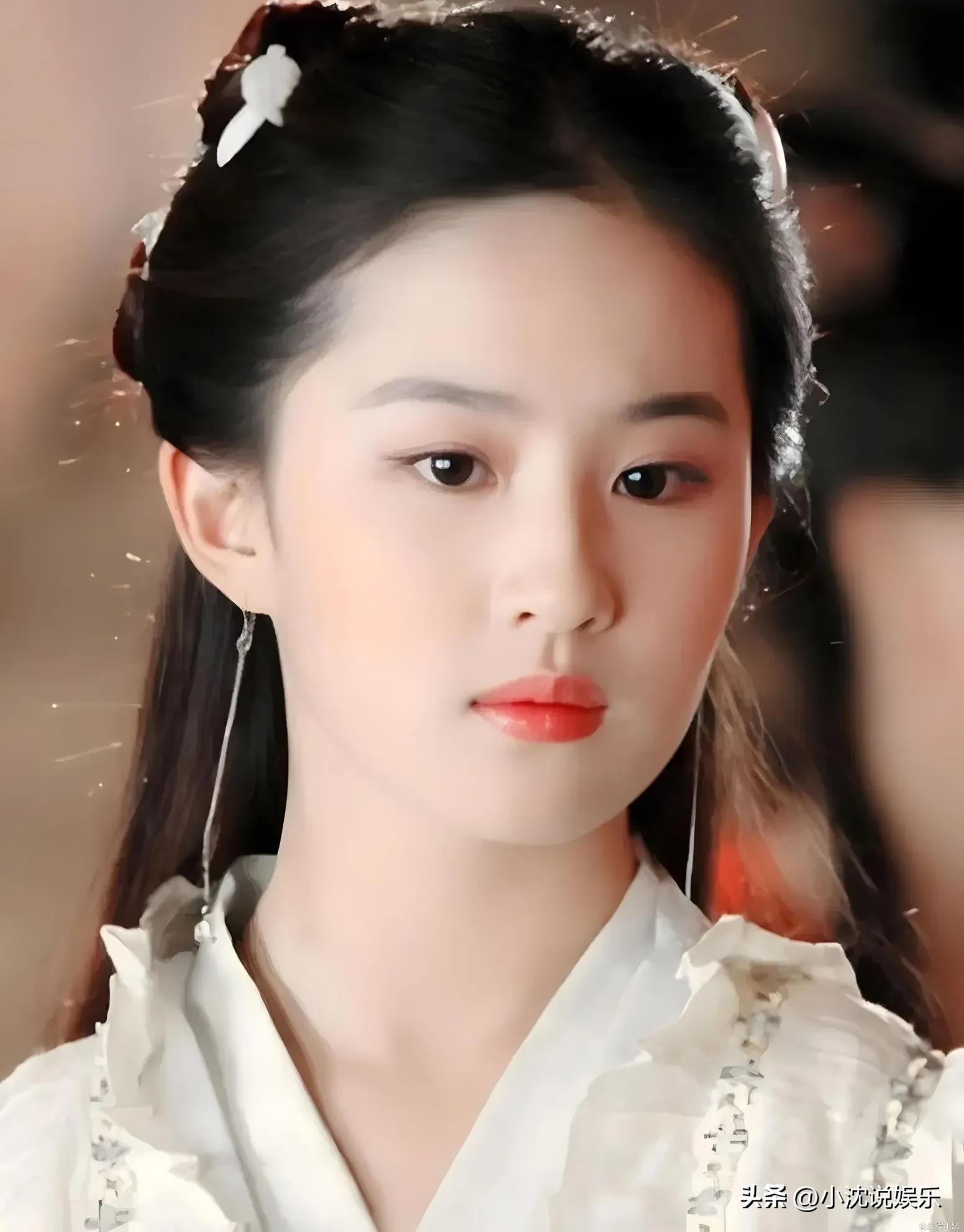 刘亦菲实践艺术追求图片_刘亦菲的艺术追求与实践_刘亦菲课题艺术照