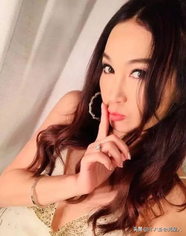 关之琳的经典反派角色与挑战_关之琳角色大全_关之琳的经典反派角色与挑战