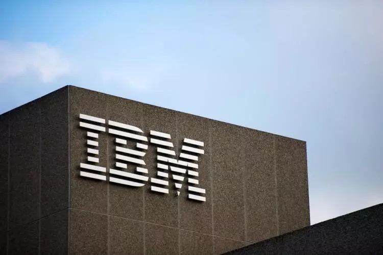 IBM推出基于区块链的金融解决方案IBM Blockchain World Wire，颠覆全球支付与汇款体系
