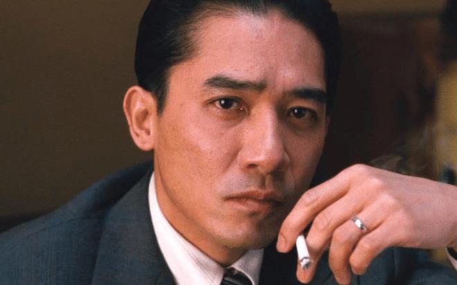 周星驰的作品中反映的社会现象_周星驰电影反映的社会现象_周星驰电影对社会的影响