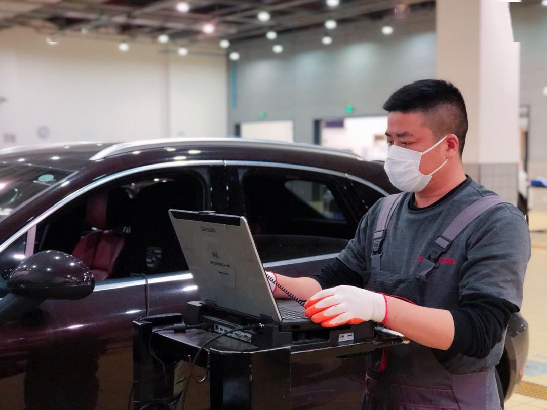 如何通过拥有保时捷提升自信？_拥有自信迈向成功名言_提升自信培训